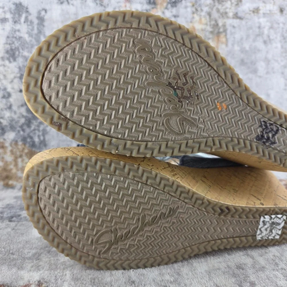 Skechers Beverlee High Tea Wedge Sandals Women 9.5 Blue Denim Elastic Strap Cork